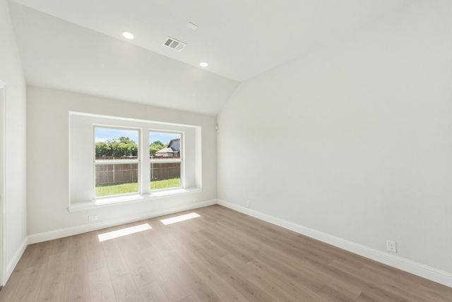 402 Laurel Lane, Glenn Heights, TX 75154