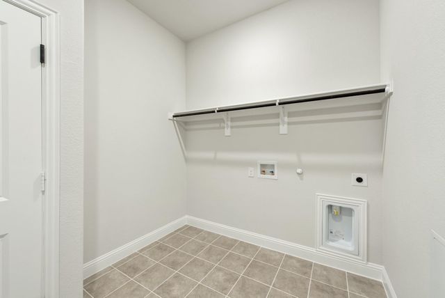 402 Laurel Lane, Glenn Heights, TX 75154
