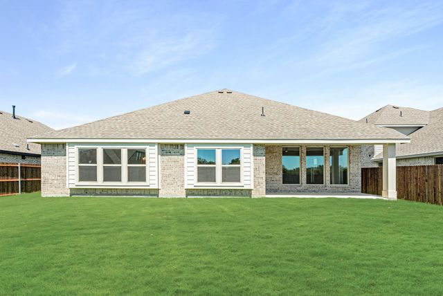 402 Laurel Lane, Glenn Heights, TX 75154