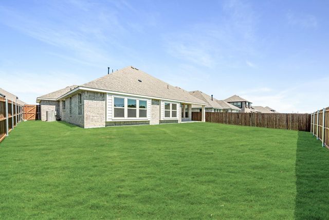 402 Laurel Lane, Glenn Heights, TX 75154