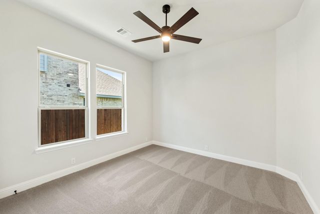 402 Laurel Lane, Glenn Heights, TX 75154