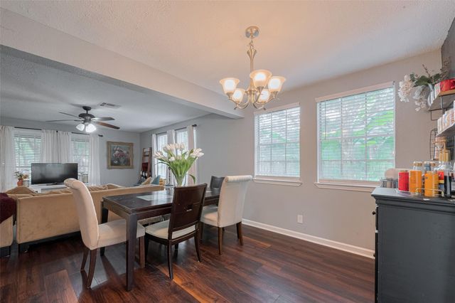 5514 Avenue M, Santa Fe, TX 77510