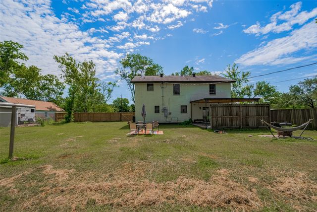 5514 Avenue M, Santa Fe, TX 77510