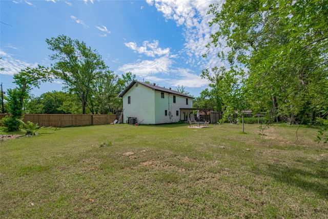 5514 Avenue M, Santa Fe, TX 77510