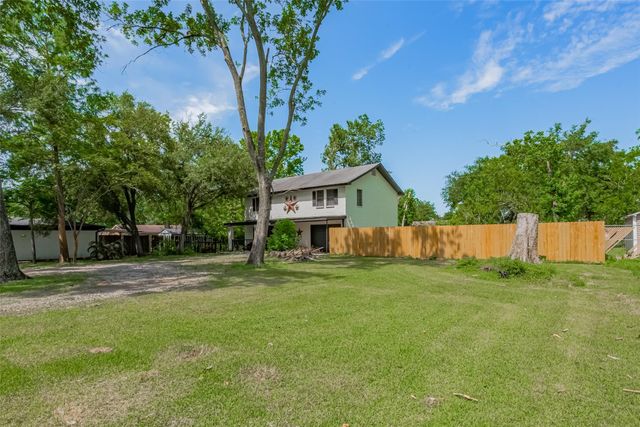 5514 Avenue M, Santa Fe, TX 77510