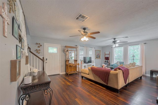 5514 Avenue M, Santa Fe, TX 77510