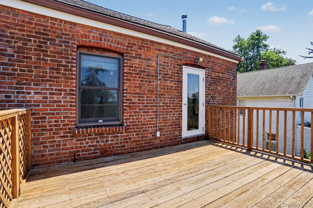 33 Cedar Lane, Ossining, NY 10562