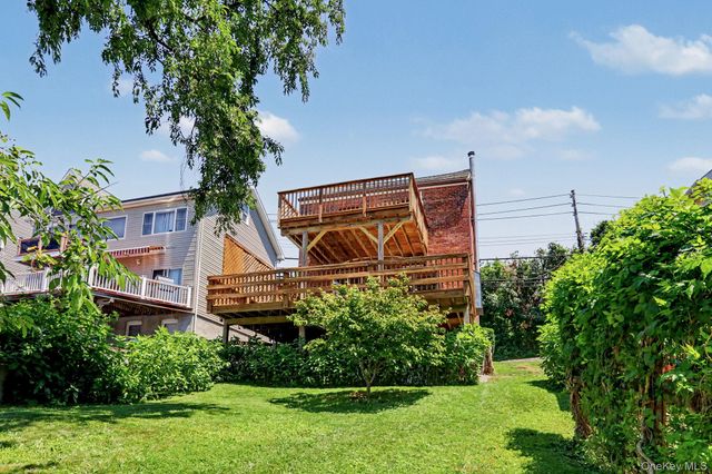 33 Cedar Lane, Ossining, NY 10562