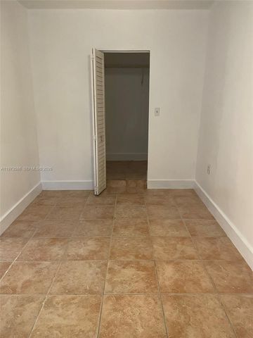 746 NE 80th St E2, Miami, FL 33138