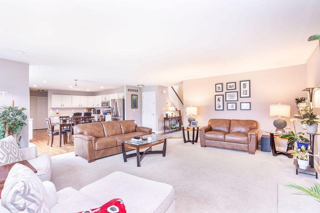 1035 Hunterallen Drive, Florence, KY 41042