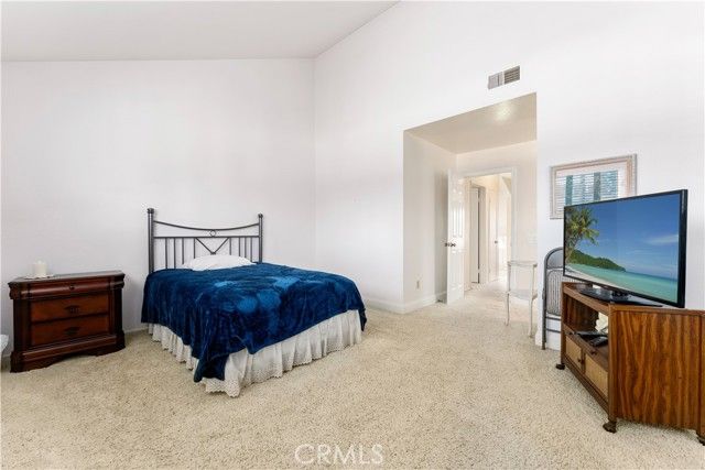 1106 Ridgecrest, Costa Mesa, CA 92627