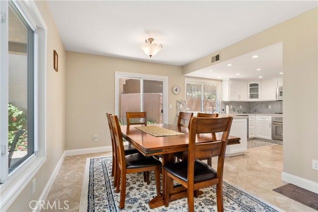 1106 Ridgecrest, Costa Mesa, CA 92627