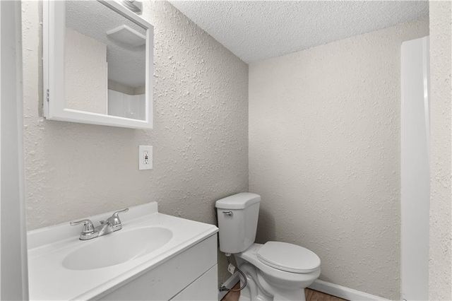 9617 E Independence Avenue, Independence, MO 64053