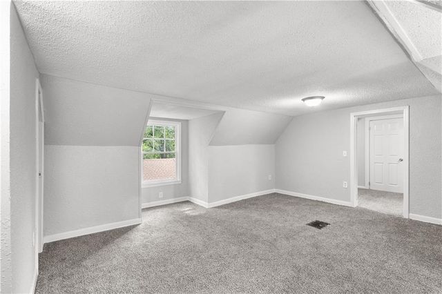 9617 E Independence Avenue, Independence, MO 64053