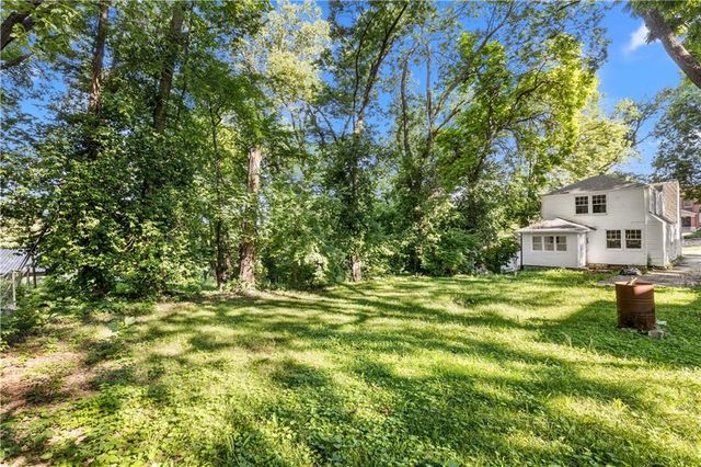9617 E Independence Avenue, Independence, MO 64053
