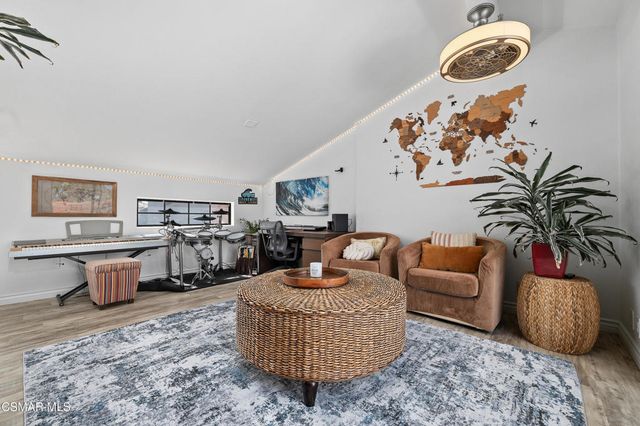 1212 Via Montoya, Camarillo, CA 93010