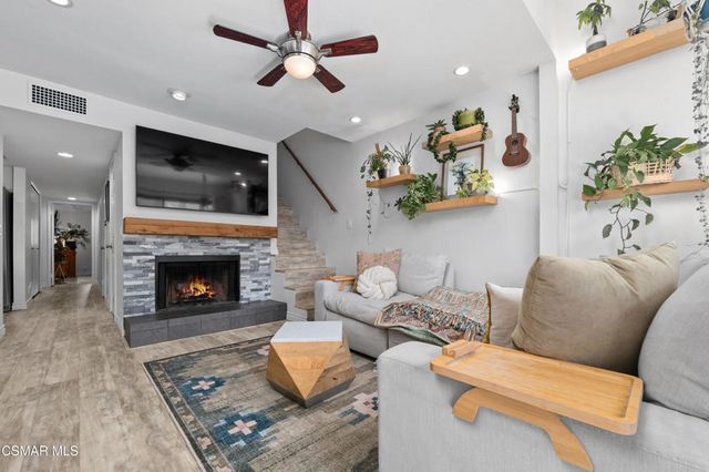 1212 Via Montoya, Camarillo, CA 93010