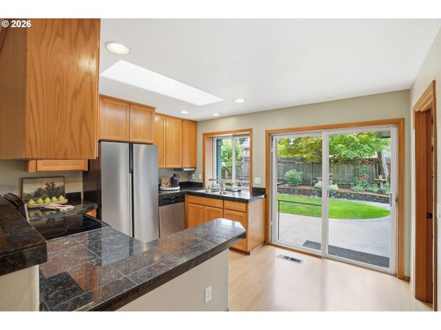 6000 Ne 42ND Way, Vancouver, WA 98661