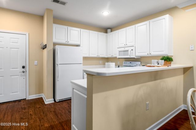 395 S Crow Creek Drive NW Unit 1210, Calabash, NC 28467