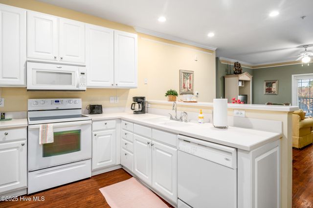 395 S Crow Creek Drive NW Unit 1210, Calabash, NC 28467