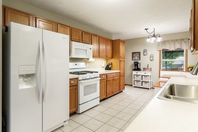 3920 ASHWINTON WAY, Rockford, IL 61109