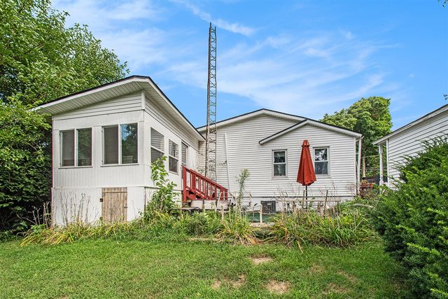 217 W State Street, Cassopolis, MI 49031