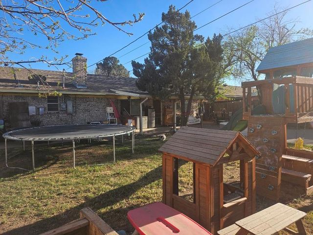 517 E Harriet, Alpine, TX 79830