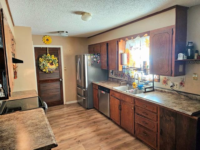 517 E Harriet, Alpine, TX 79830