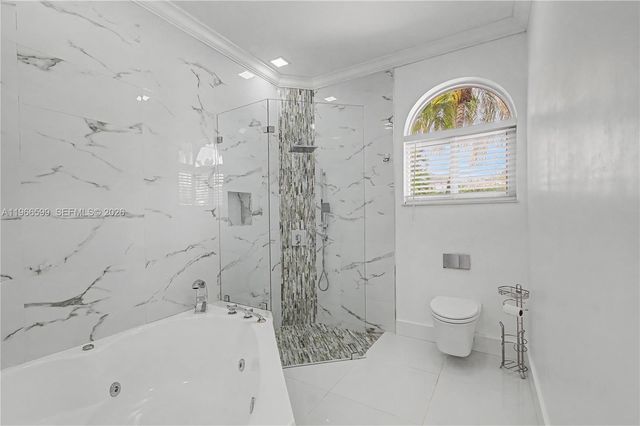 8305 NW 157th Terrace, Miami Lakes, FL 33016