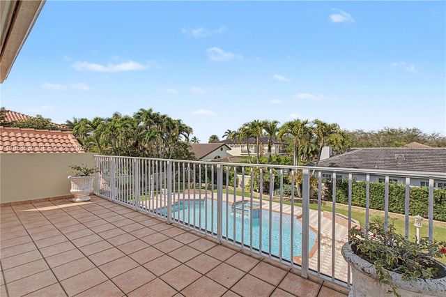 8305 NW 157th Terrace, Miami Lakes, FL 33016