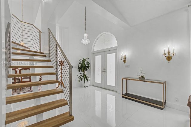 8305 NW 157th Terrace, Miami Lakes, FL 33016