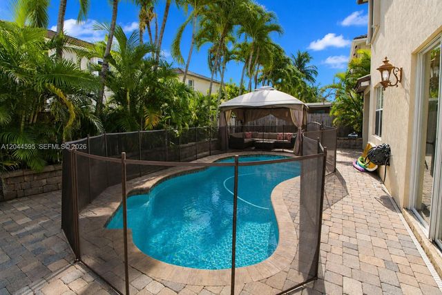 13989 SW 155th Terrace, Miami, FL 33177