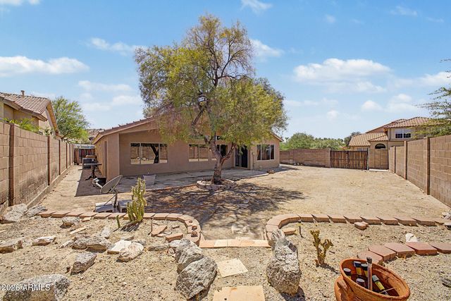 11101 S HOPI Drive, Goodyear, AZ 85338