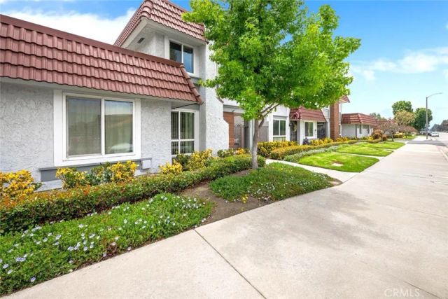 11366 Holder Street, Cypress, CA 90630