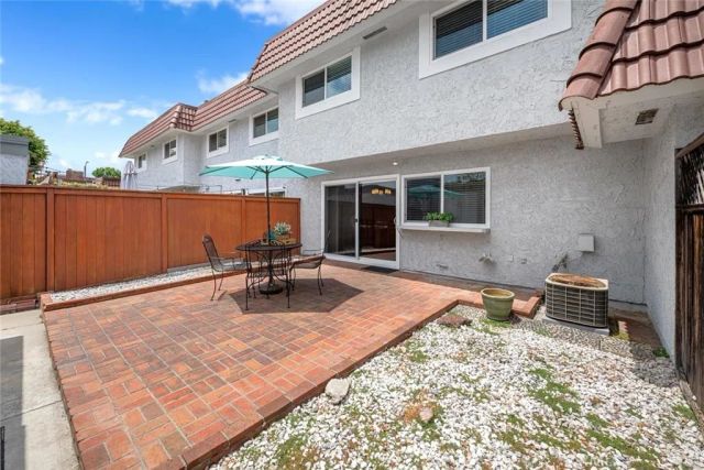 11366 Holder Street, Cypress, CA 90630