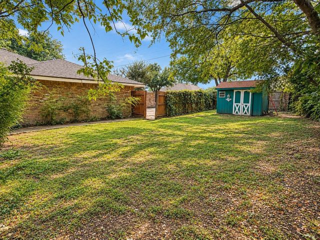 1444 Marlene Place, Desoto, TX 75115