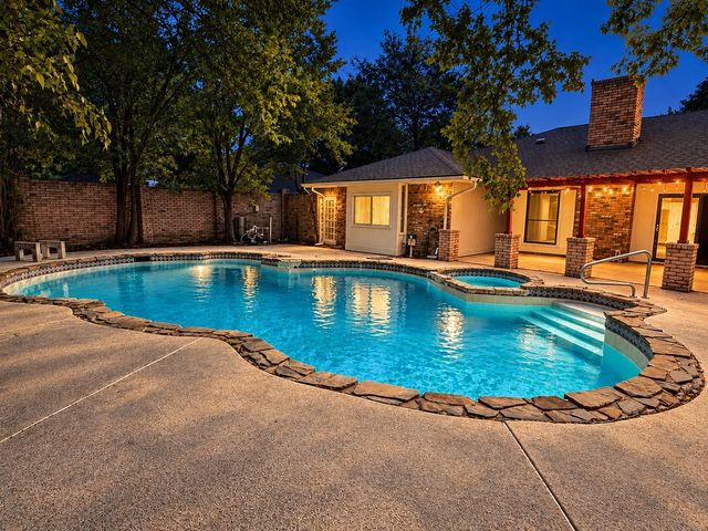 1444 Marlene Place, Desoto, TX 75115