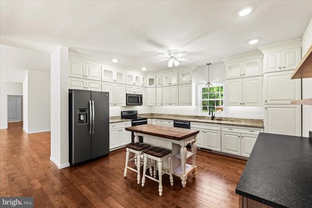 9310 SANDY BEACH LN, King George, VA 22485
