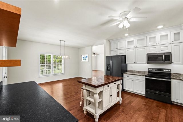 9310 SANDY BEACH LN, King George, VA 22485