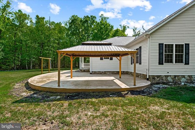 9310 SANDY BEACH LN, King George, VA 22485