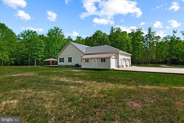 9310 SANDY BEACH LN, King George, VA 22485