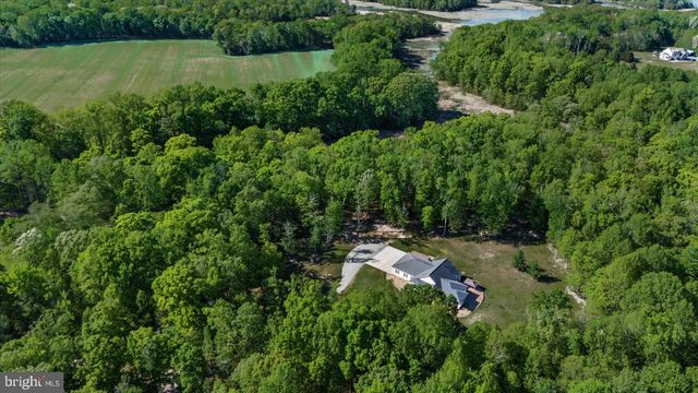 9310 SANDY BEACH LN, King George, VA 22485