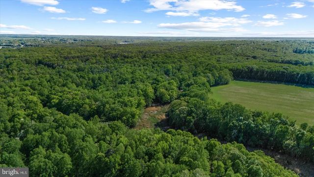 9310 SANDY BEACH LN, King George, VA 22485
