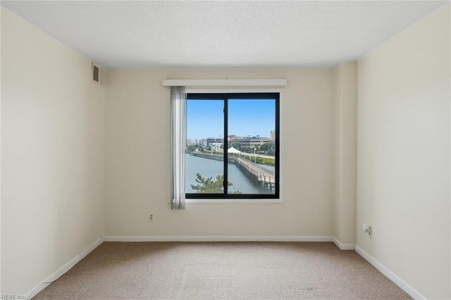 500 Pacific Ave Unit 311, Virginia Beach, VA 23451