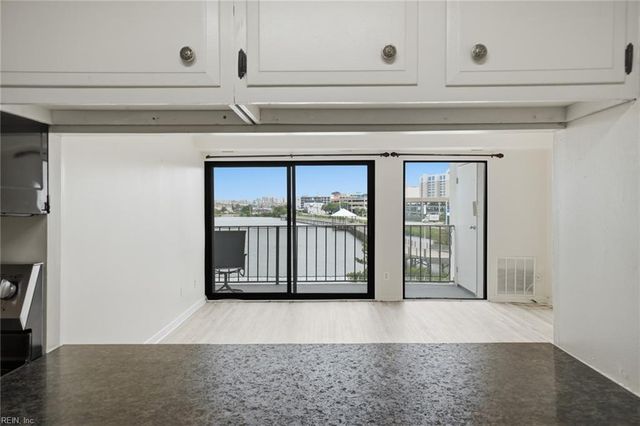 500 Pacific Ave Unit 311, Virginia Beach, VA 23451