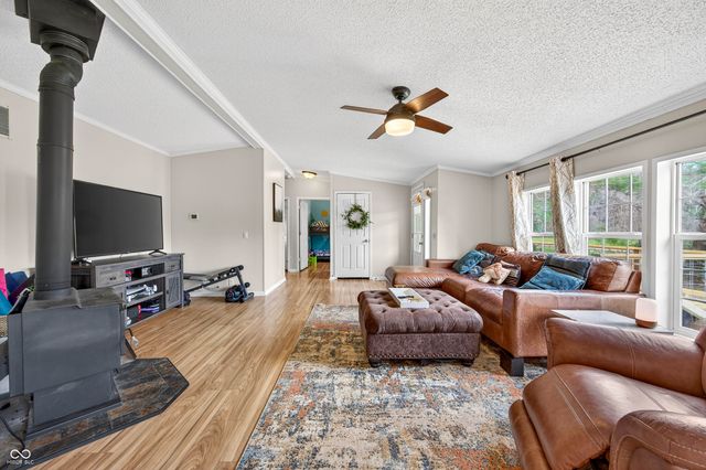 4255 State Road 135 S, Nashville, IN 47448