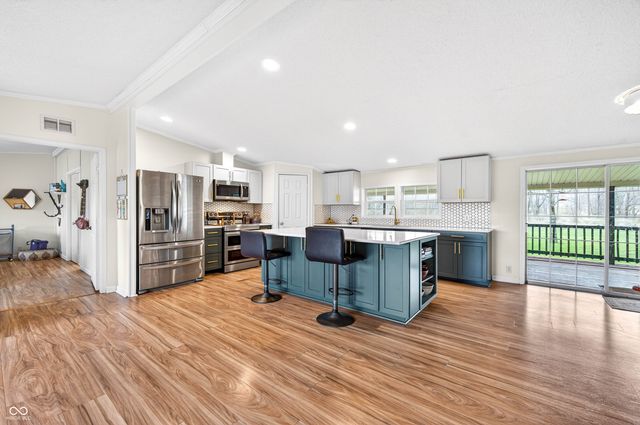 4255 State Road 135 S, Nashville, IN 47448