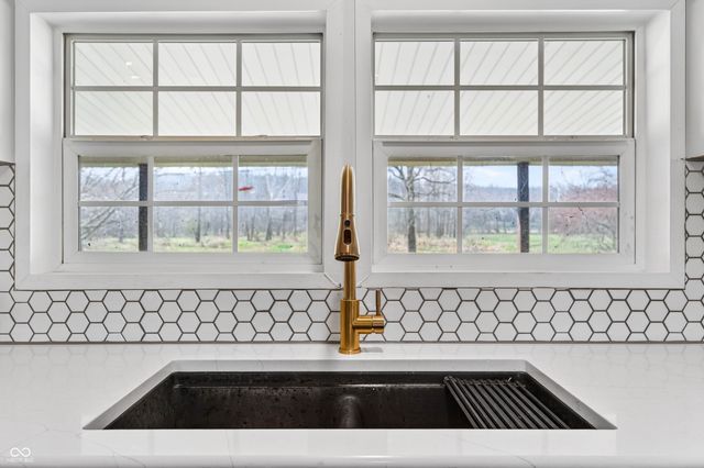 4255 State Road 135 S, Nashville, IN 47448