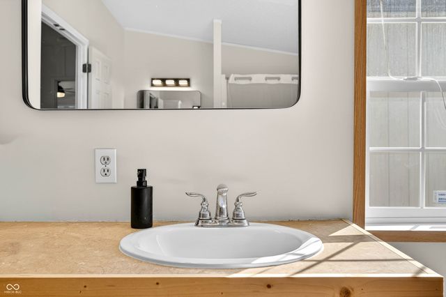 4255 State Road 135 S, Nashville, IN 47448