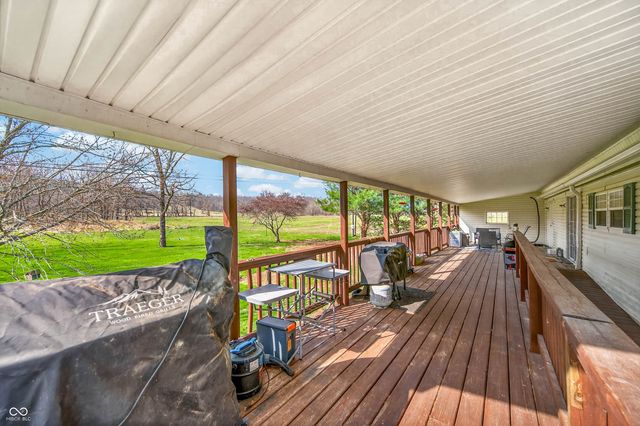 4255 State Road 135 S, Nashville, IN 47448